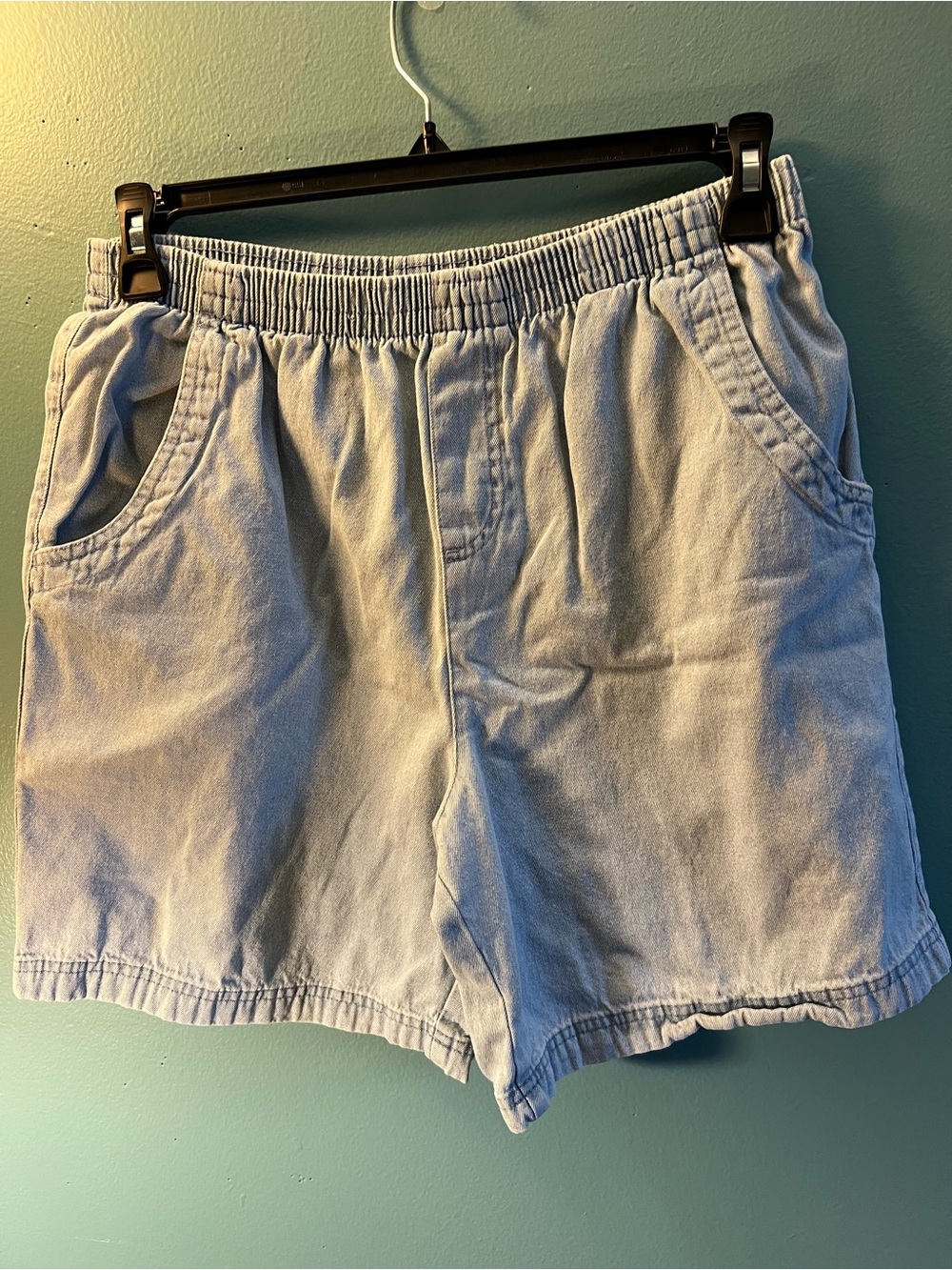Basic Editions Light Blue Denim Jean Shorts Size Medium